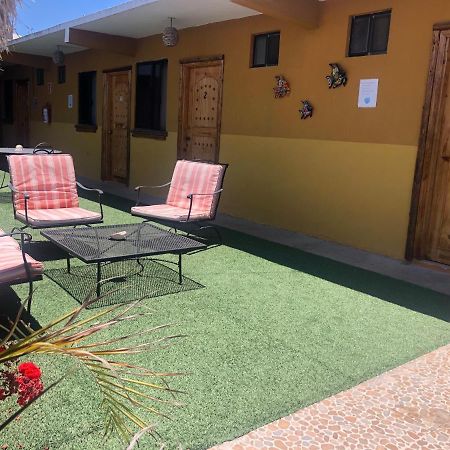 Hotel Isabela, Mag Bay Puerto San Carlos Dış mekan fotoğraf